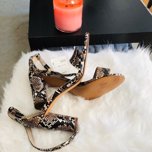 H&M Block Heels - SOLD - Picture 5 of 6